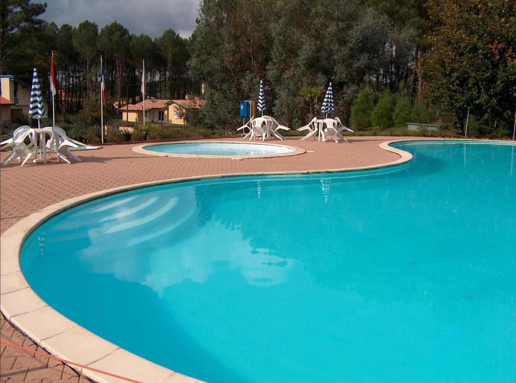 Jolie Maison De Vacances Avec Terrasse Et Jardin Saint-Julien-en-Born Exterior foto
